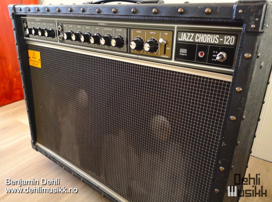 Roland JC-120 Jazz Chorus