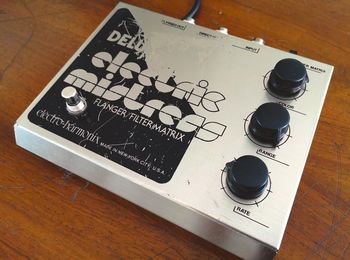 Electro-Harmonix Deluxe Electric Mistress