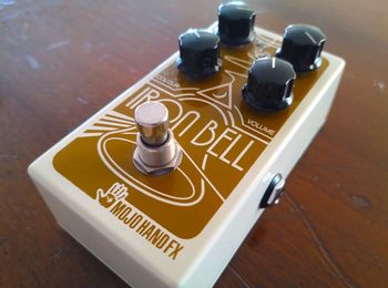 Mojo Hand FX Iron Bell