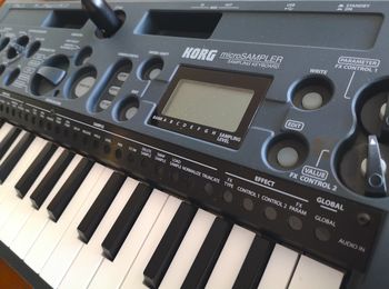 Korg microSAMPLER