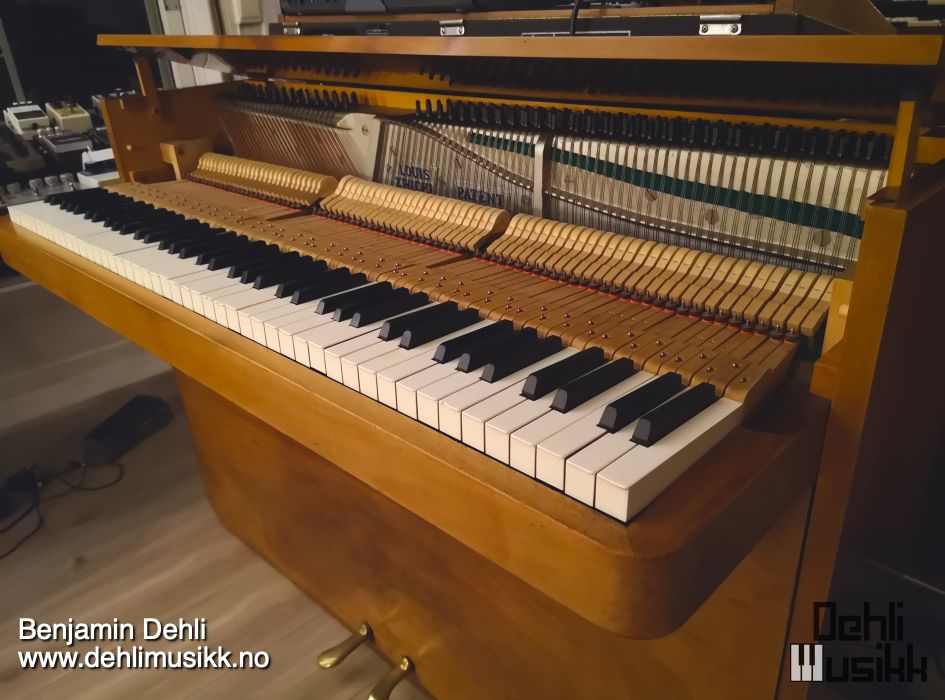 Louis Zwicki Pianette