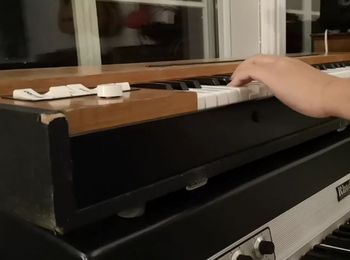 A Clavinet and a Rhodes Piano being played