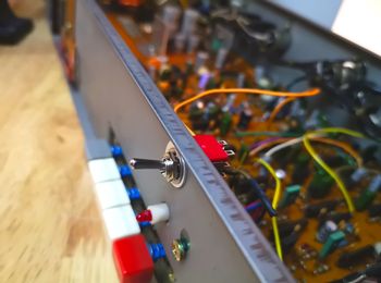 Roland Dimension D SDD-320 modified with mono/stereo switch