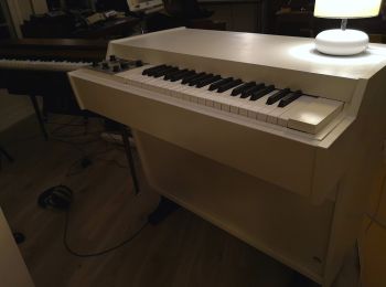A Mellotron M4000D with a custom cabinet