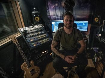 Per Kristian Grimsland in his recording studio