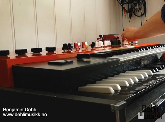 Yamaha YC-25D being played