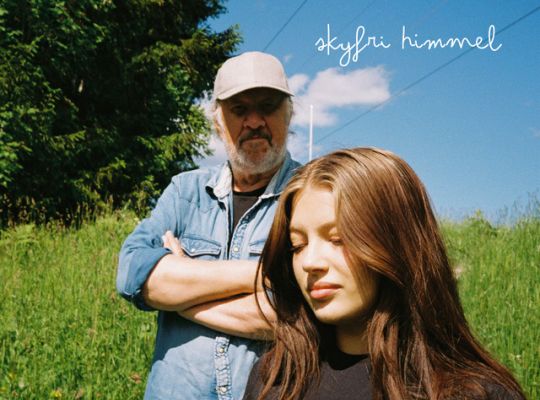 Album cover for "Skyfri Himmel" by Bjørn Eidsvåg og Ylva Olaisen